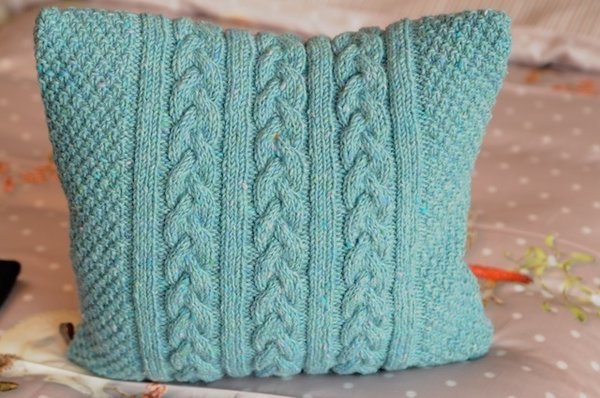 Wollkissen handmade 100% Kilcarra-Tweed 35x35 cm Farbe türkis